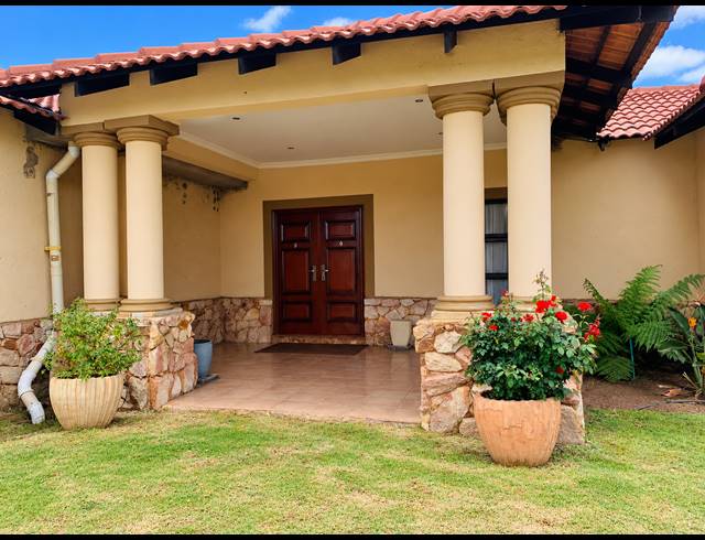 3 BEDROOM HOUSE FOR SALE IN JAMESON PARK